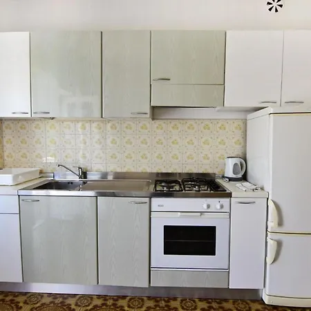 Quiet With Terrace شقة